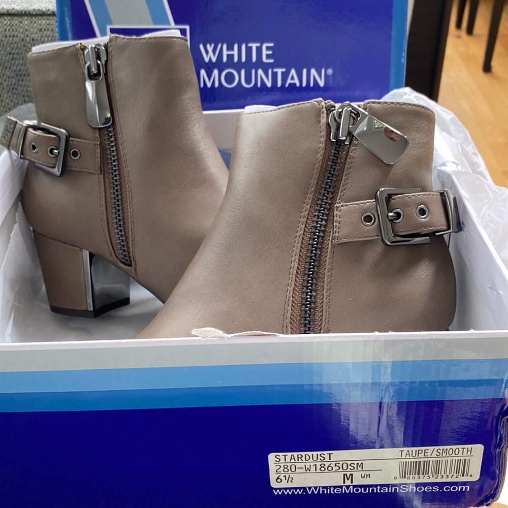 White Mountain Stardust Women’s Boots (New)